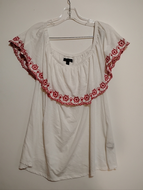 Lane Bryant Tops - LANE BRYANT White Embroidered Off-Shoulder 60%Cotton FLARE Top Red Trim 14/16